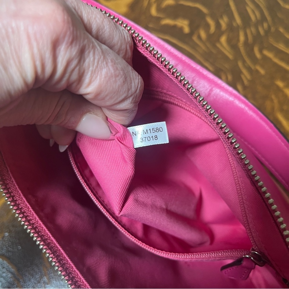 Coach Smith Chelsea Fuchsia Leather Shoulder Bag - Picture 8 of 10